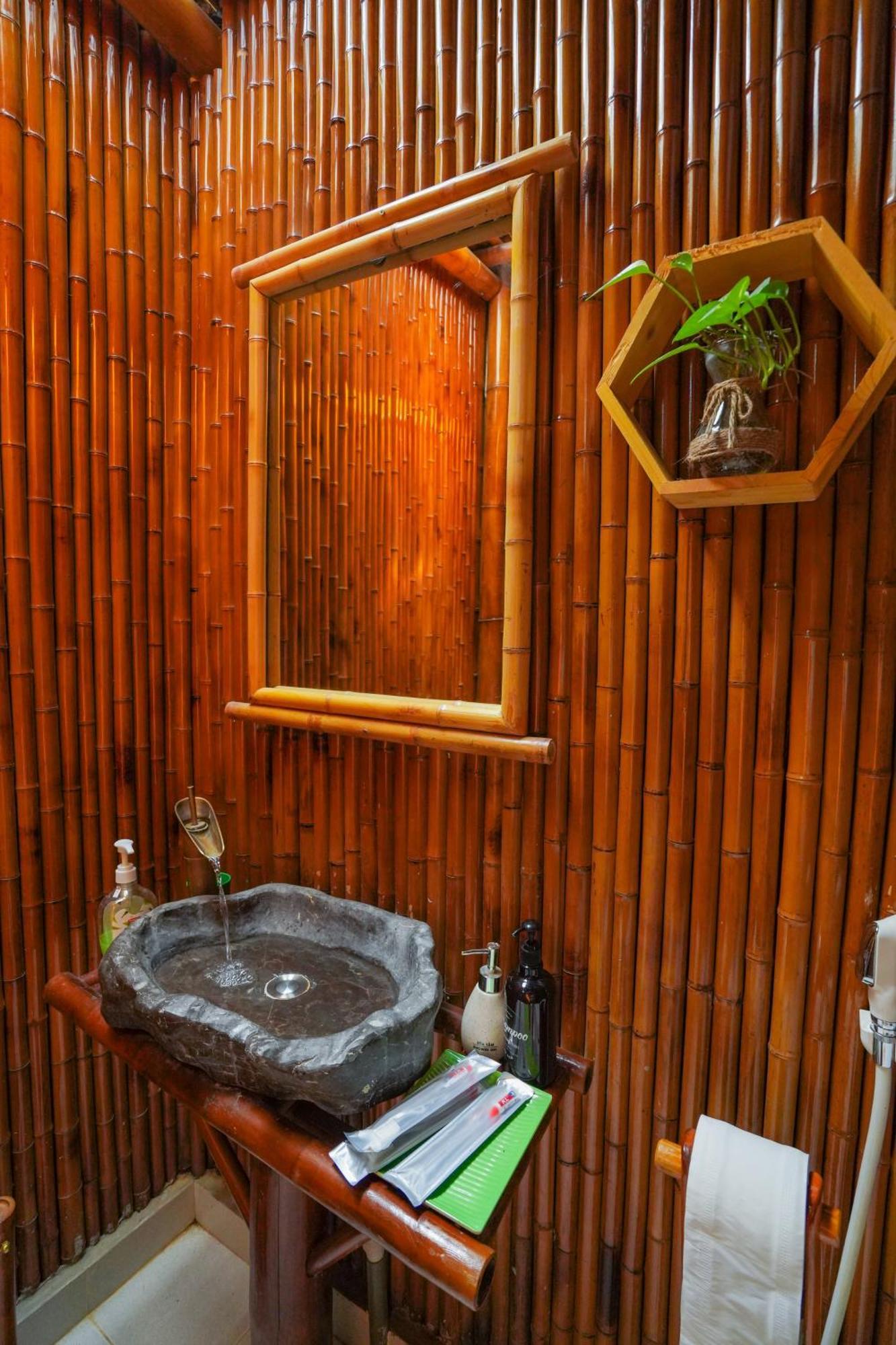 Little Bee House Hotel Trai Vang Exterior foto